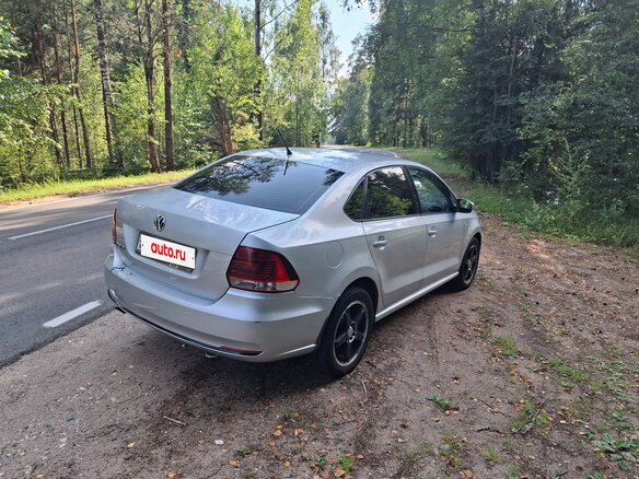 2015 Volkswagen Polo V Рестайлинг, серебристый - вид 7