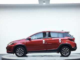2022 Toyota Yaris L X XP150 Рестайлинг, красный, 1060000 рублей, вид 5
