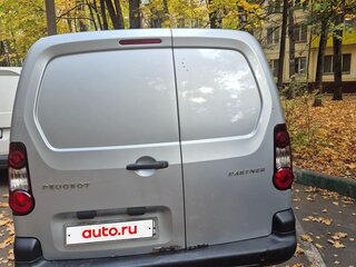 2013 Peugeot Partner II Рестайлинг, серебристый, 650000 рублей, вид 4