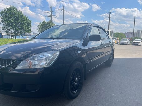 2005 Mitsubishi Lancer IX, чёрный, 700000 рублей, вид 3