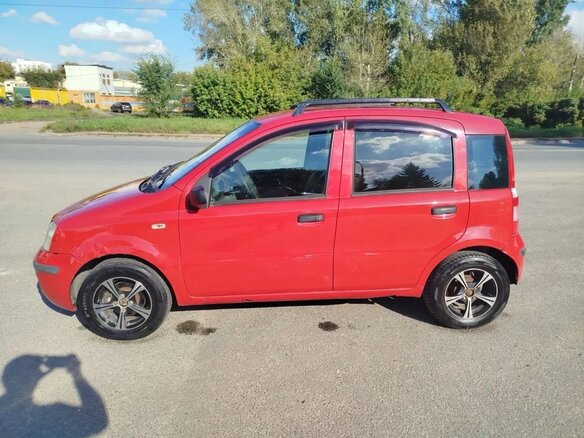 2008 Fiat Panda II, красный - вид 5