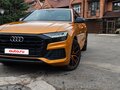 2019 Audi Q8 45 TDI I (4M), оранжевый, 6250000 рублей - вид 3