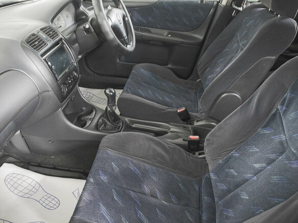 1999 Mazda Familia VIII (BJ), чёрный - вид 7