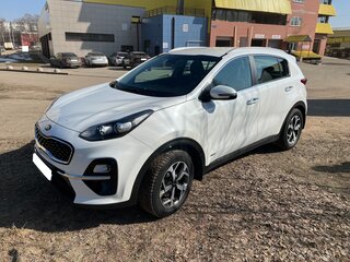 2018 Kia Sportage IV Рестайлинг, белый, 2450000 рублей, вид 1