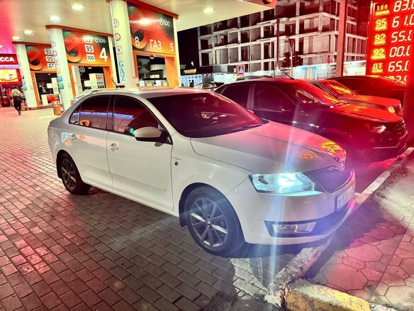 2016 Skoda Rapid I, белый, 850000 рублей - вид 1