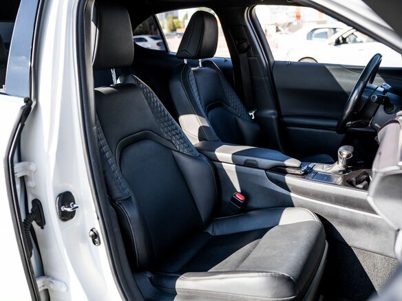 2020 Lexus UX 200 I, белый, 2700000 рублей - вид 25