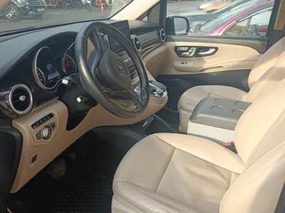 2015 Mercedes-Benz V-Класс Long 250 d длинный III (W447), чёрный, 4000000 рублей, вид 4