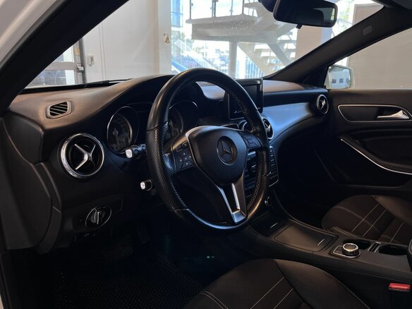 2014 Mercedes-Benz GLA 250 I (X156), белый, 1798000 рублей - вид 22