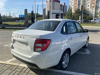 2026 Lada (ВАЗ) Granta I Рестайлинг, белый, 1218000 рублей, вид 5