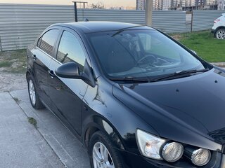 2013 Chevrolet Aveo II, чёрный, 830000 рублей, вид 3