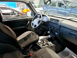 2024 Lada (ВАЗ) Niva Legend Bronto I, белый, 1588000 рублей, вид 5