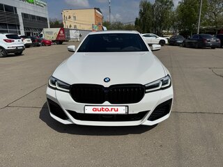 2020 BMW 5 серии 530i VII (G30/G31/G38) Рестайлинг, белый, 4990000 рублей, вид 1