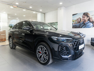 2025 Audi Q5 L III (GU), чёрный, 6250000 рублей, вид 3