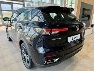 2025 Changan UNI-S I, чёрный, 3179900 рублей, вид 4