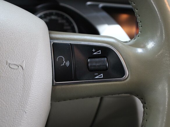 2011 Audi A4 IV (B8), серый, 950000 рублей - вид 12