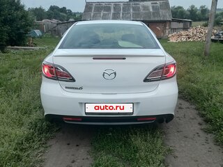 2010 Mazda 6 II (GH) Рестайлинг, белый, 850000 рублей, вид 3