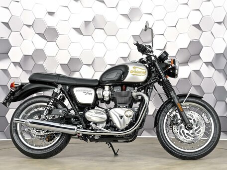 2026 Triumph Bonneville T120, чёрный, 1750000 рублей, вид 3