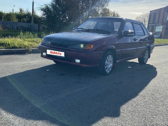 2004 Lada (ВАЗ) 2115, красный, 100000 рублей