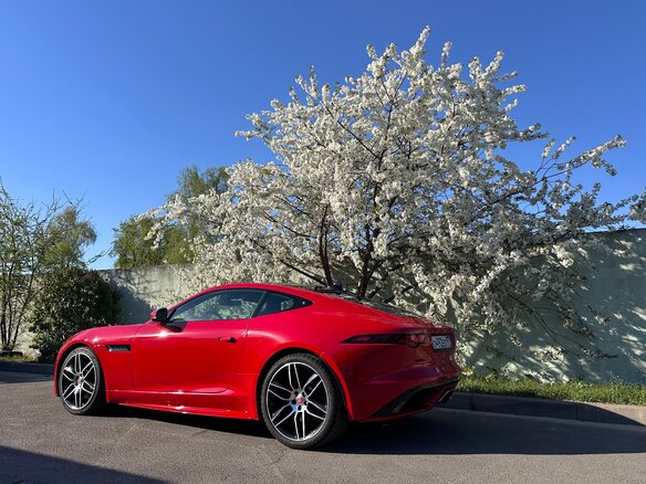 2019 Jaguar F-Type I Рестайлинг, красный, 3950000 рублей - вид 4