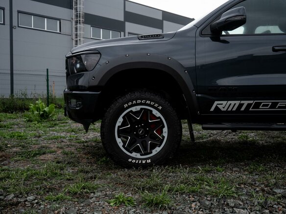 2018 Ram 1500 Crew Cab IV (DS/DJ), синий - вид 12
