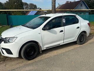 2019 Renault Logan II Рестайлинг, белый, 450000 рублей, вид 2