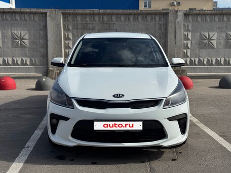 2019 Kia Rio IV, белый, 840000 рублей, вид 2