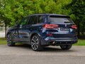 2022 BMW X5 40d IV (G05/G18), синий, 9790000 рублей - вид 6