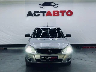 2014 Lada (ВАЗ) Priora I Рестайлинг, серебристый, 365000 рублей, вид 2