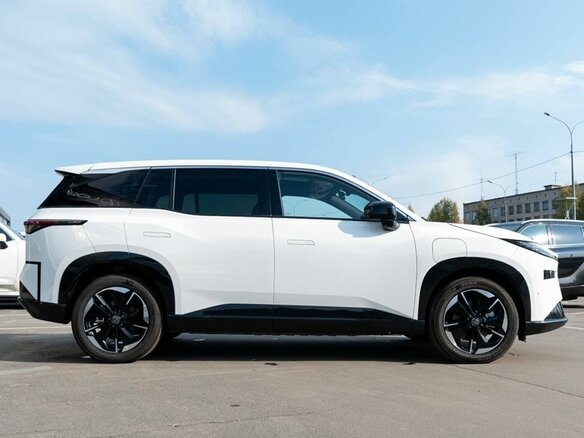 2026 Toyota bZ3X 58.3 kWh, белый - вид 2