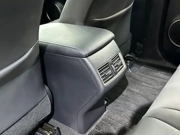 2020 Lexus NX 200 I Рестайлинг, белый, 2950000 рублей - вид 20