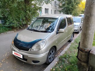 2002 Toyota FunCargo, серый, 395000 рублей, вид 1