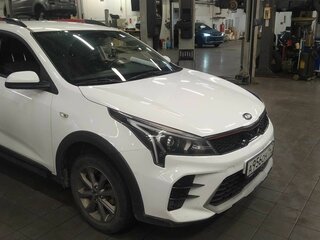 2021 Kia Rio X IV Рестайлинг, белый, 1680000 рублей, вид 2
