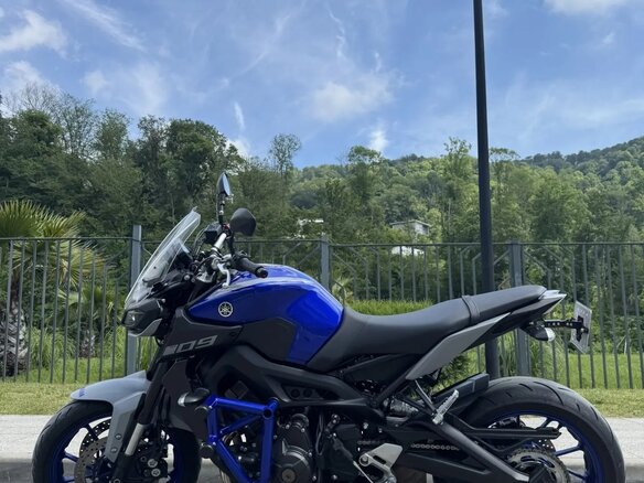 2020 Yamaha MT-09 (FZ-09), синий, 1000000 рублей