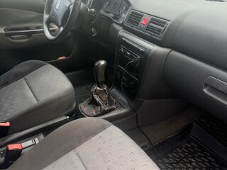 2003 Skoda Octavia I (A4) Рестайлинг, серебристый, 465000 рублей, вид 3
