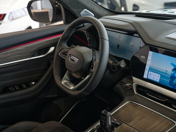 2026 Geely Monjaro I, чёрный, 4954990 рублей - вид 36