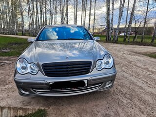 2006 Mercedes-Benz C-Класс 200 II (W203) Рестайлинг, серый, 439000 рублей, вид 2
