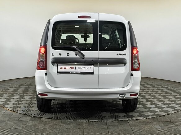 2024 Lada (ВАЗ) Largus I Рестайлинг, белый, 1320000 рублей - вид 4