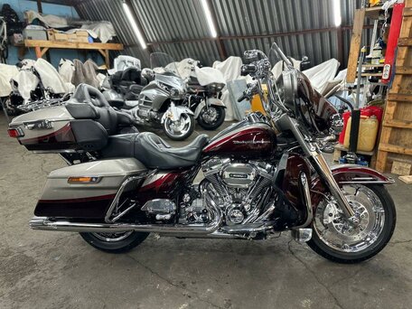 2014 Harley-Davidson Electra Glide, пурпурный, 1640000 рублей, вид 3