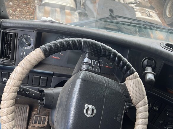 2013 Volvo FH 540, синий, 3275000 рублей - вид 6
