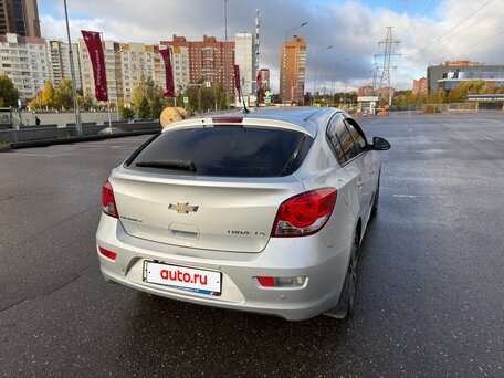 2012 Chevrolet Cruze I, серебристый, 650000 рублей, вид 3