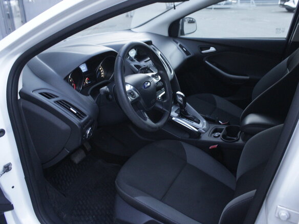 2013 Ford Focus III, белый - вид 5