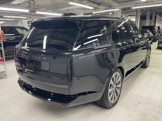2026 Land Rover Range Rover P530 MHEV Long V, чёрный, 27000000 рублей, вид 4
