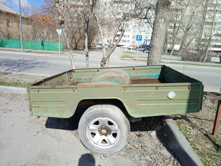 1987 Курганские прицепы Крепыш 8213 03, зелёный, 20000 рублей, вид 3
