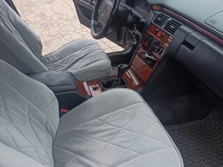 1996 Mercedes-Benz E-Класс 220 II (W210, S210), серый, 330000 рублей, вид 5