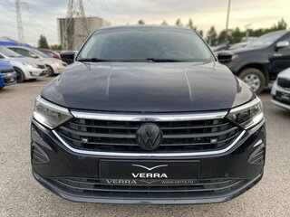 2021 Volkswagen Polo VI, чёрный, 1450000 рублей, вид 3