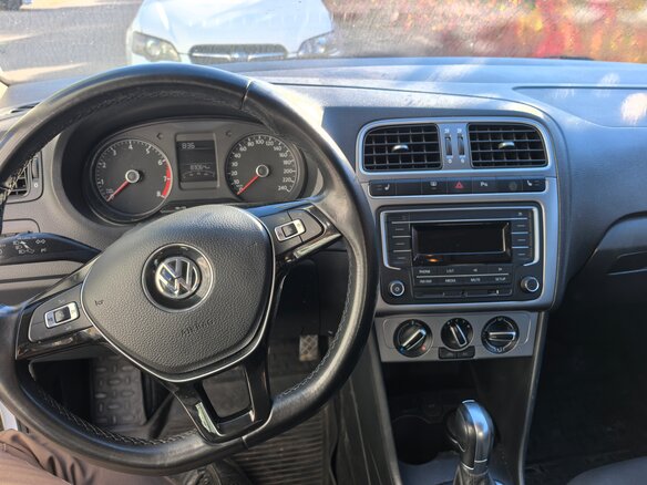 2019 Volkswagen Polo V Рестайлинг, белый - вид 10
