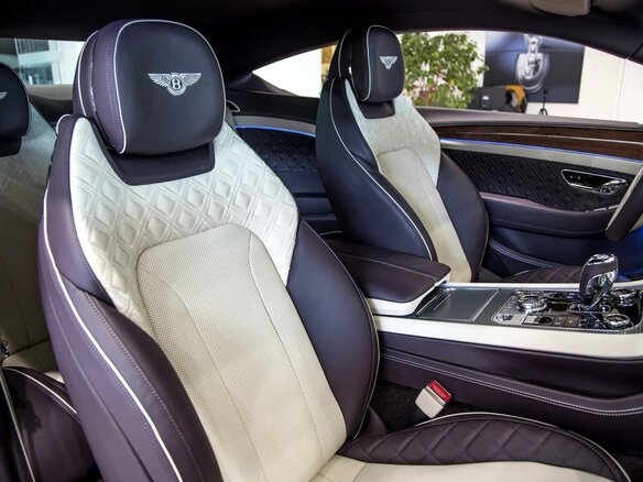 2020 Bentley Continental GT III, серебристый - вид 32