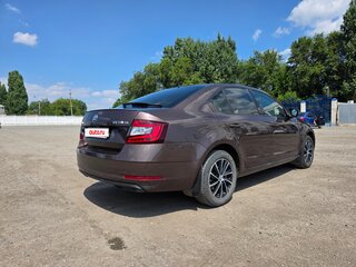 2017 Skoda Octavia III (A7) Рестайлинг, коричневый, 1700000 рублей, вид 5