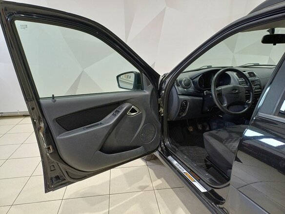 2023 Lada (ВАЗ) Granta Cross Euro-2 I Рестайлинг, чёрный, 820000 рублей - вид 21