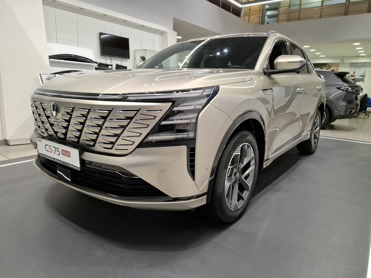 Открыть фотографии: Changan CS75 Plus IV